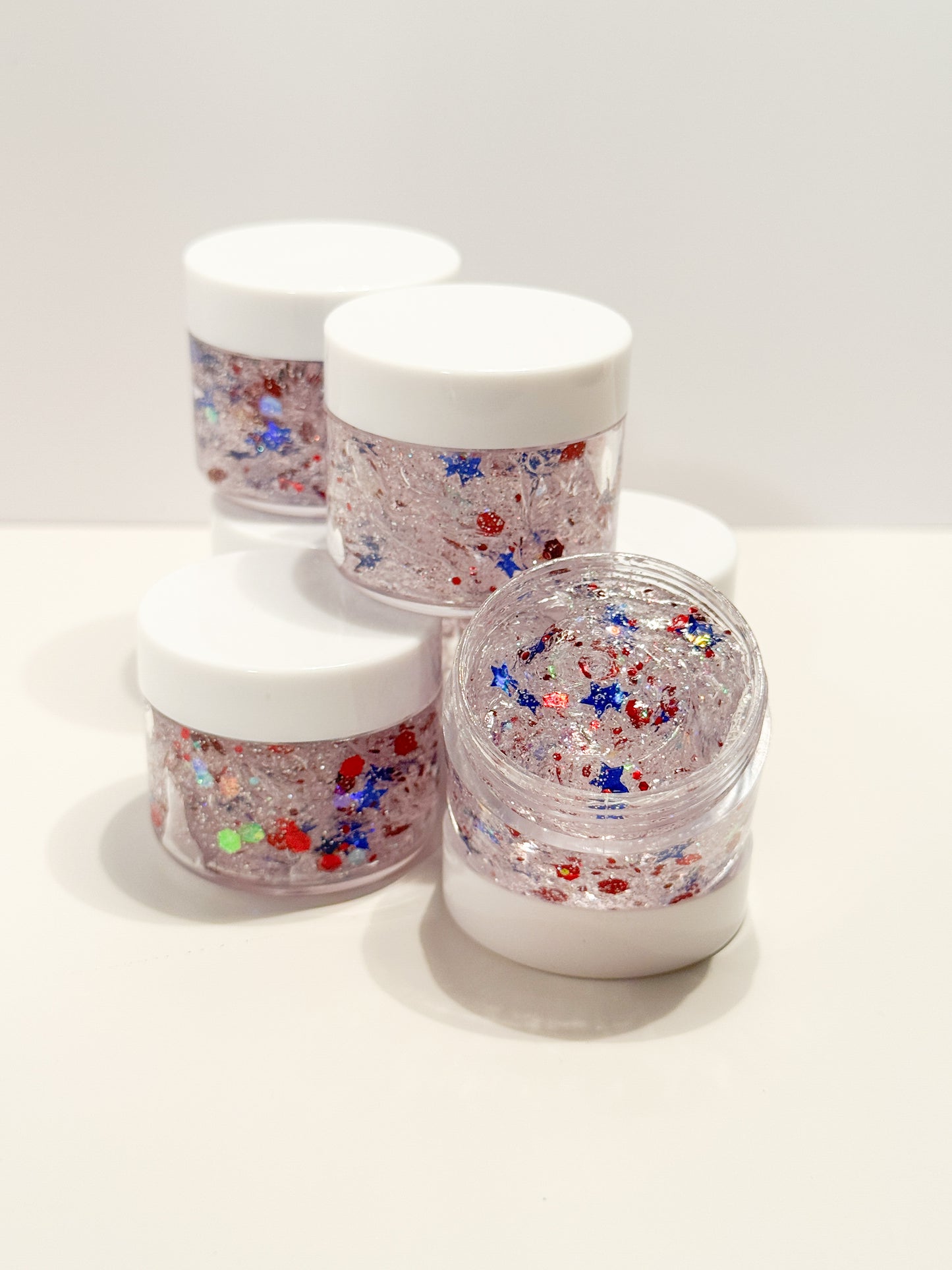 🇺🇸 The Betsy- Patriotic Girlie Hair Glitter